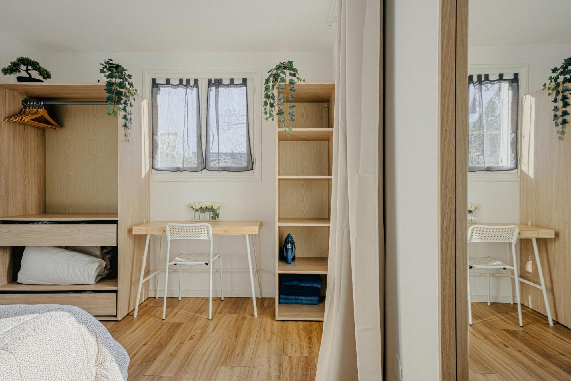 Charmante Maison Avec Jardin Sans Vis-A-Vis Saint-Fons Buitenkant foto